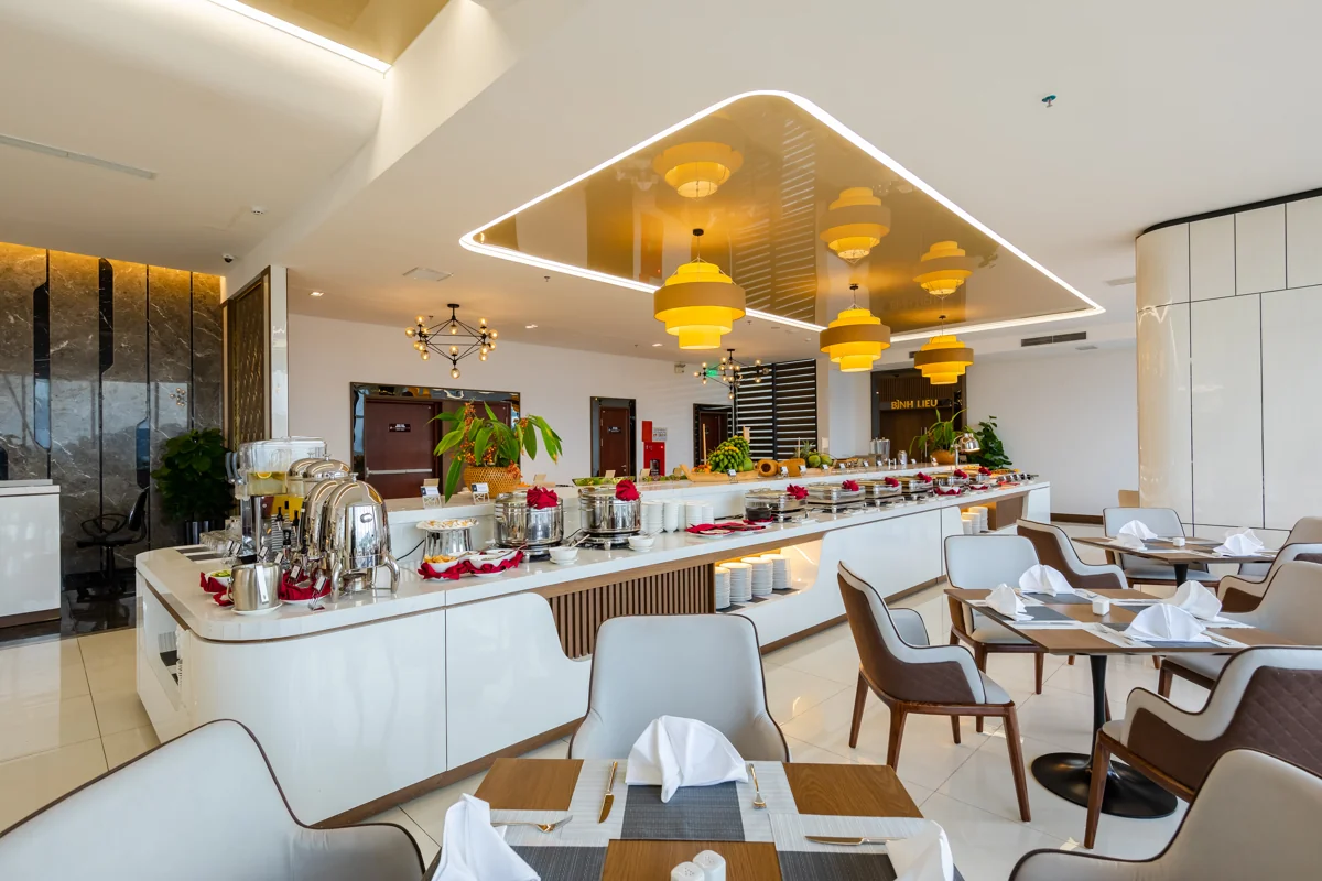 Nhà hàng Bình Liêu khách sạn Mường Thanh Grand Bãi Cháy