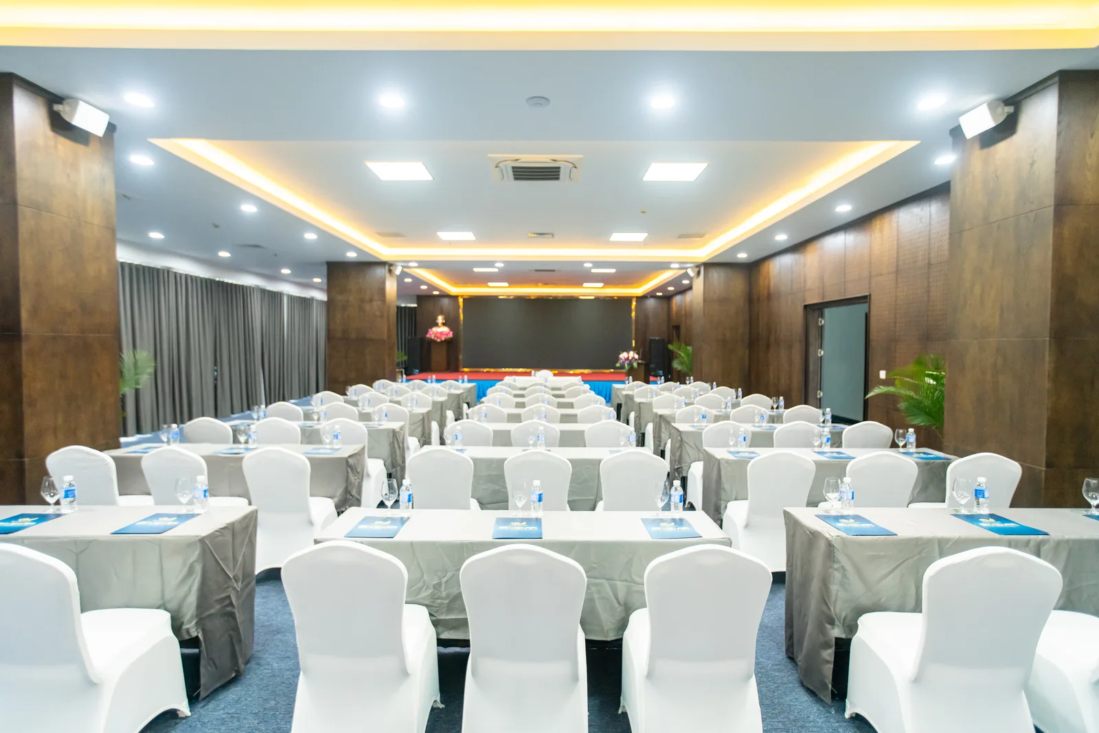 Phòng họp Khách sạn Peace Hạ Long